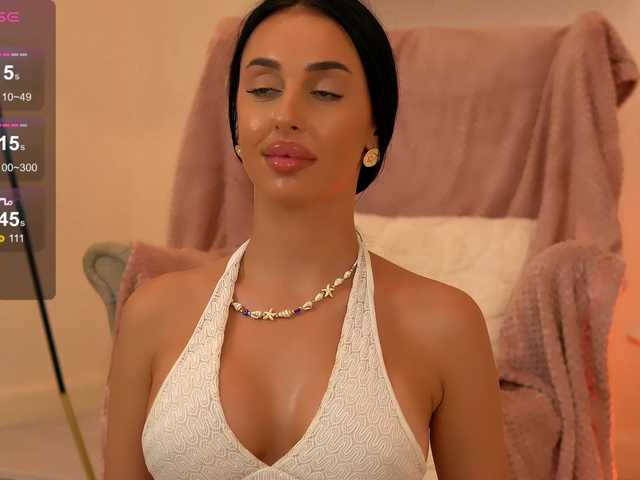 KairaAndrews live cam on BongaCams