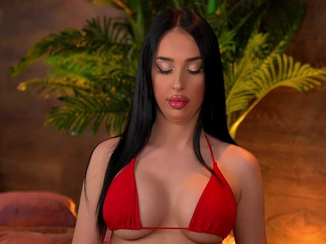le modèle KairaAndrews est en webcam porno dans un show sur le site bongacams, il possède les tags suivants: White/Caucasian,Brunette,Shaved