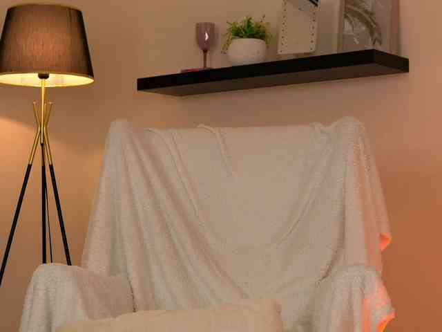 KairaAndrews webcam