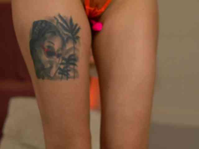 KairaAndrews webcam