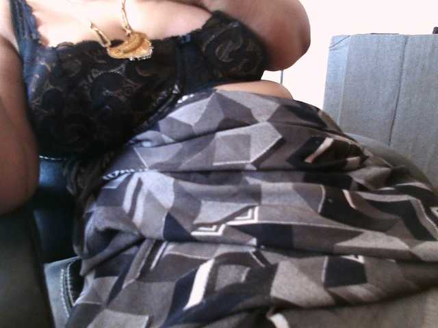 hotpavitra live cam on BongaCams