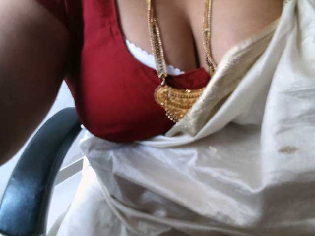 hotpavitra's BongaCams show and profile