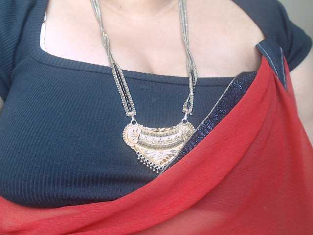 hotpavitra live cam on BongaCams