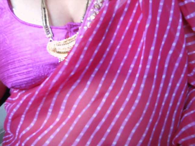 hotpavitra live cam on BongaCams