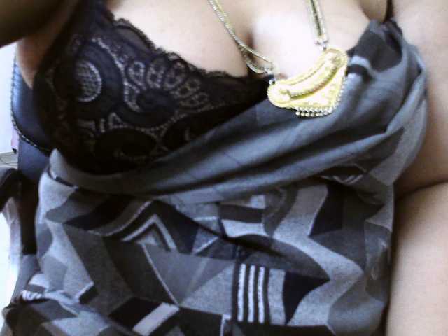 hotpavitra live cam on BongaCams