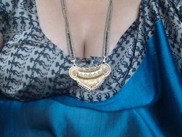 hotpavitra live cam on BongaCams