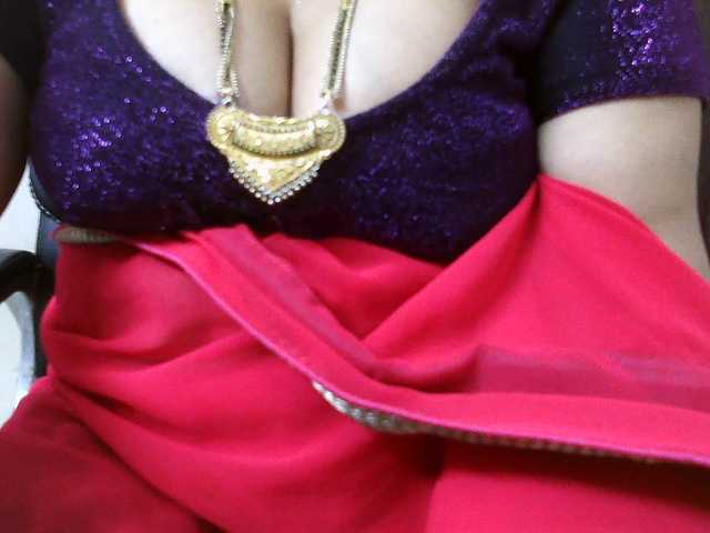hotpavitra live cam on BongaCams