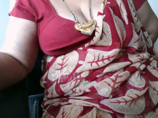 hotpavitra live cam on BongaCams