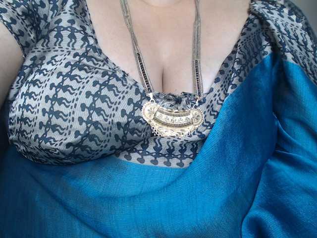hotpavitra live cam on BongaCams