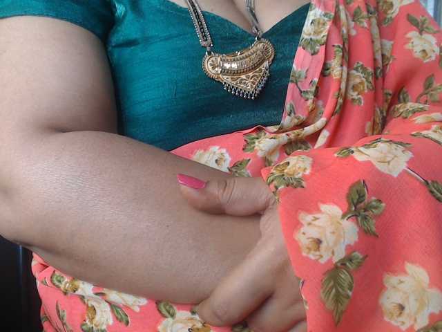 hotpavitra live cam on BongaCams