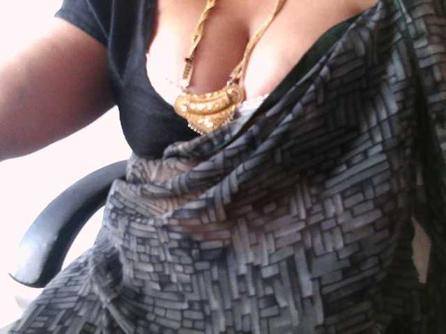 hotpavitra's BongaCams show and profile