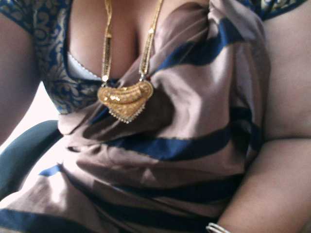 hotpavitra's BongaCams show and profile