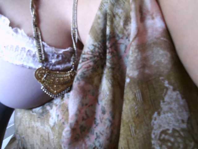 hotpavitra live cam on BongaCams