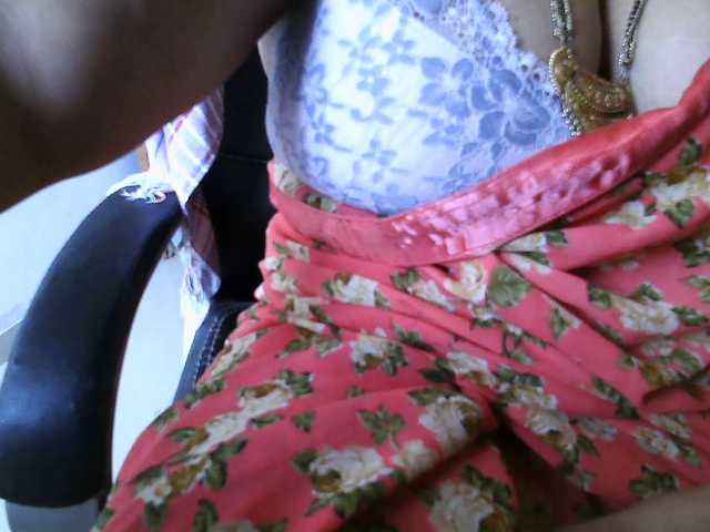 hotpavitra live cam on BongaCams