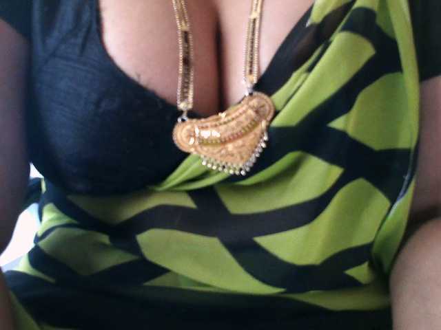 hotpavitra's BongaCams show and profile