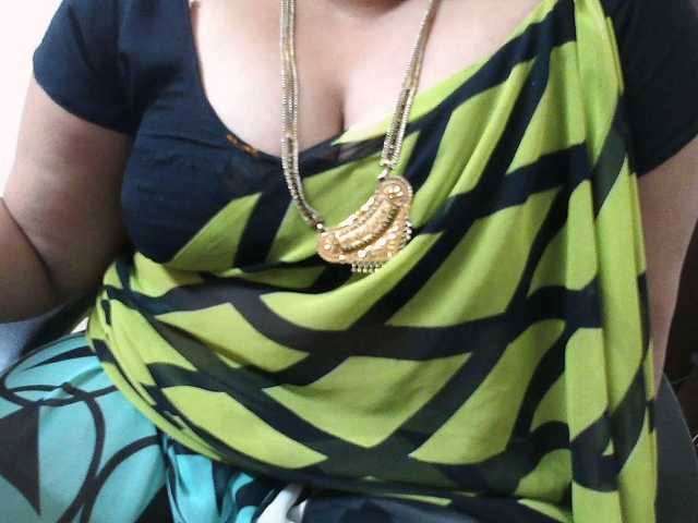 hotpavitra live cam on UnifiedCams