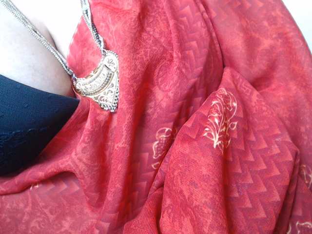 hotpavitra live cam on BongaCams