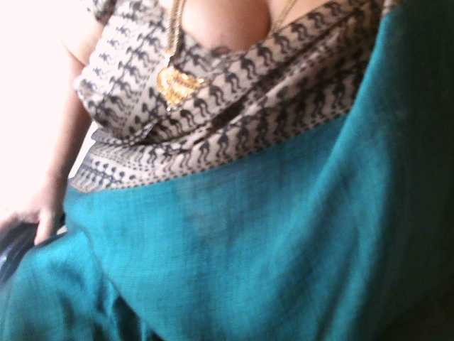 hotpavitra live cam on BongaCams