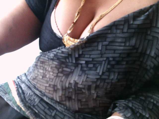 hotpavitra's BongaCams show and profile