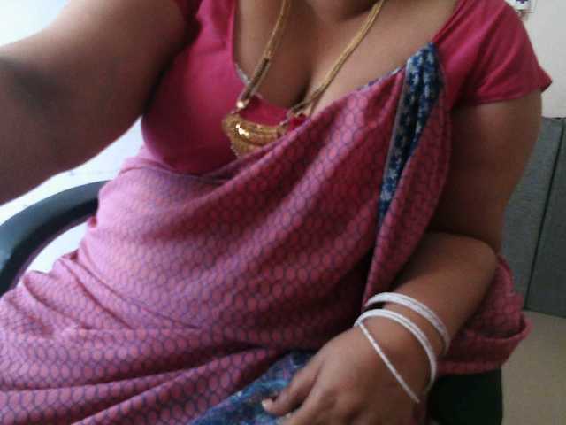 hotpavitra's BongaCams show and profile