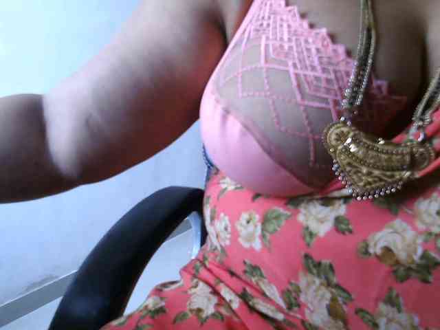 hotpavitra webcam