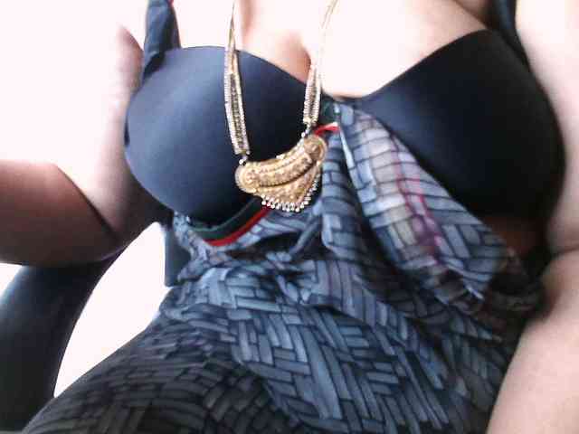 hotpavitra webcam
