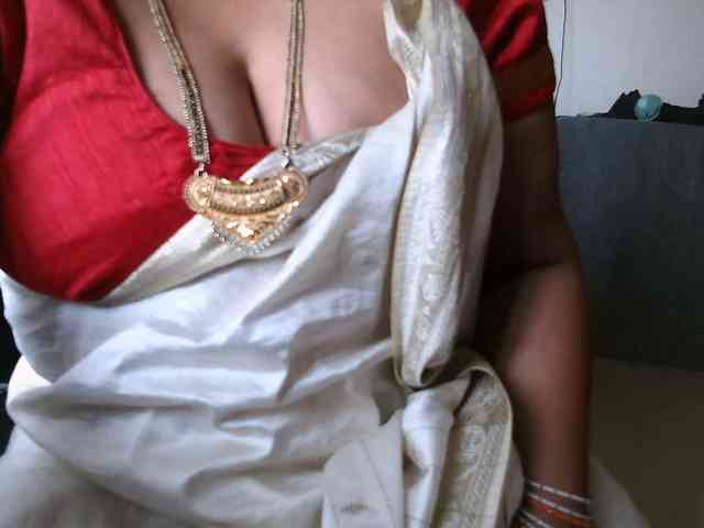 hotpavitra webcam