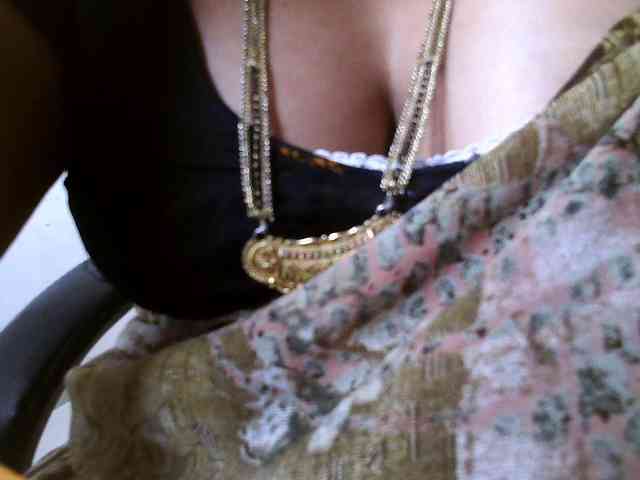 hotpavitra webcam