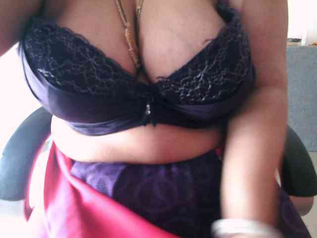 hotpavitra webcam