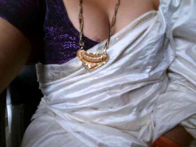 hotpavitra webcam