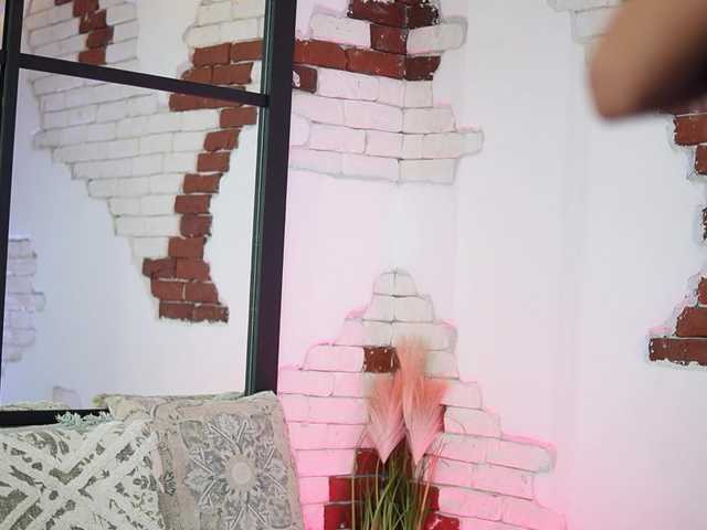 MaraJolie live webcam show