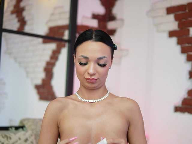MaraJolie live cam