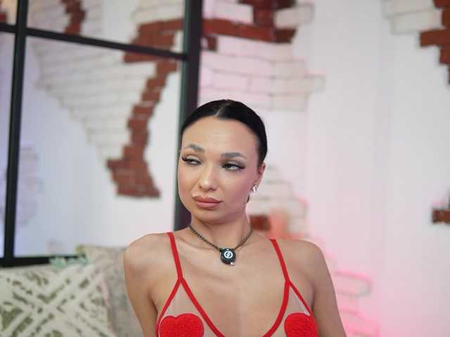 MaraJolie live webcam show