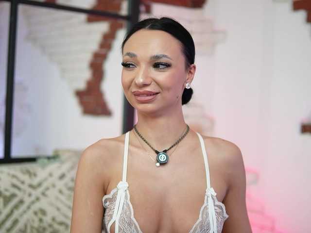 MaraJolie live cam on BongaCams
