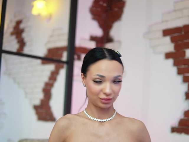 MaraJolie live cam