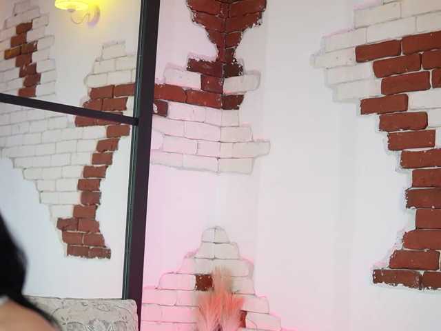 MaraJolie live cam preview