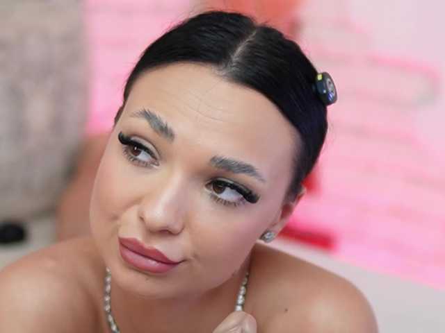 MaraJolie live cam