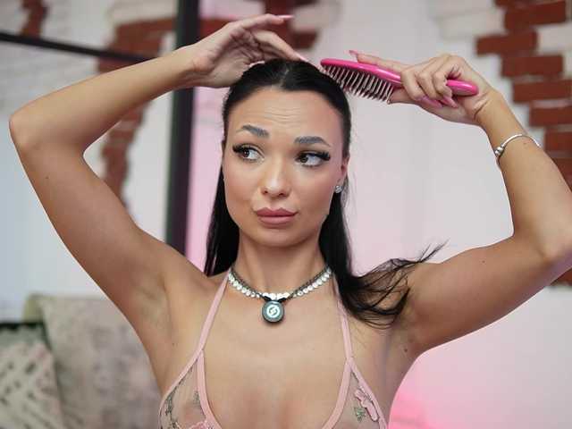 MaraJolie live cam on BongaCams