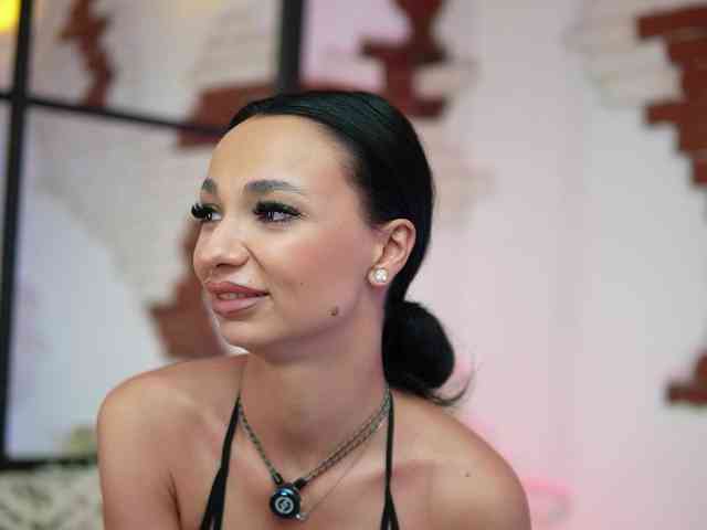 MaraJolie webcam
