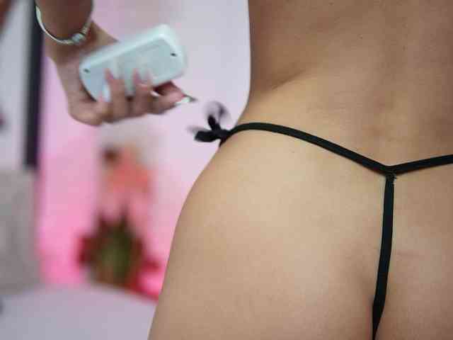 MaraJolie webcam