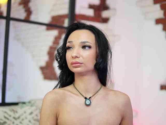 MaraJolie Sex Cam Show