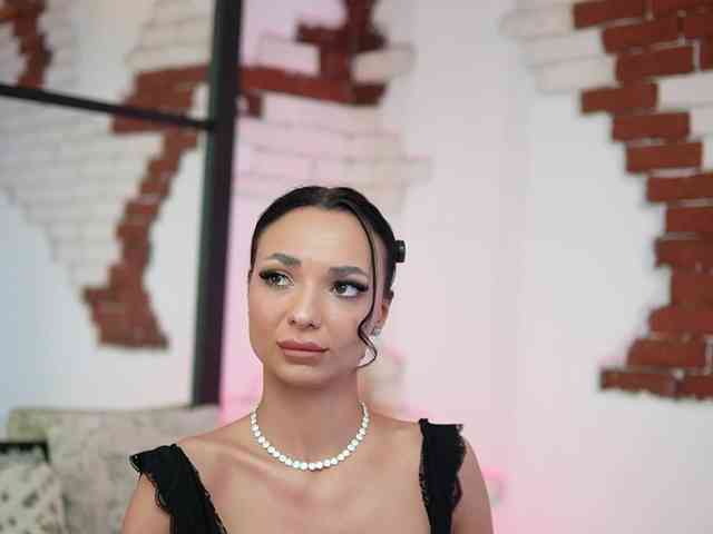 MaraJolie webcam