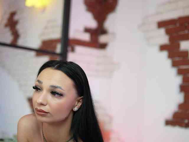MaraJolie webcam