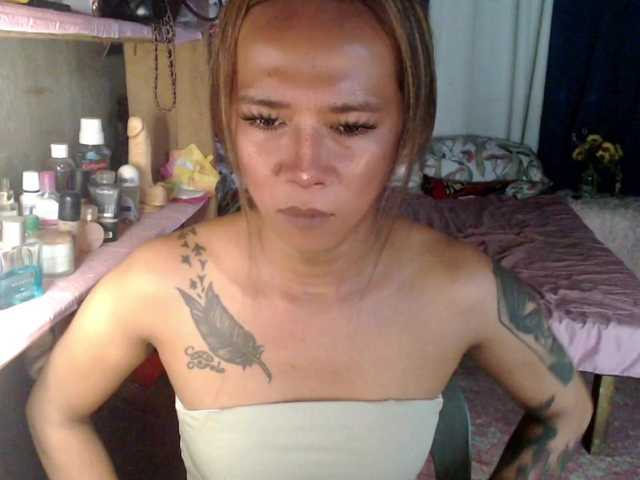 ursluttygirl live webcam show