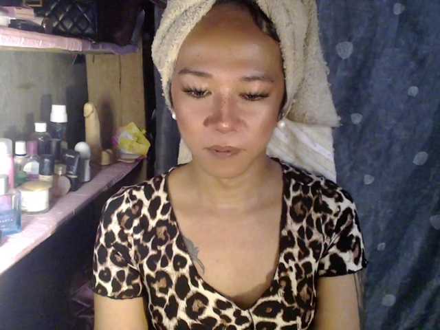 ursluttygirl live webcam show