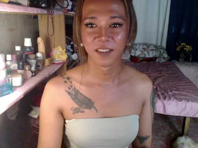 ursluttygirl live webcam show