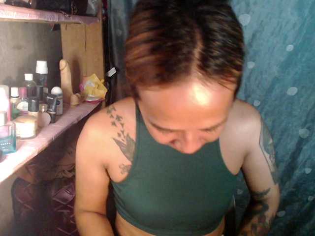ursluttygirl live webcam show