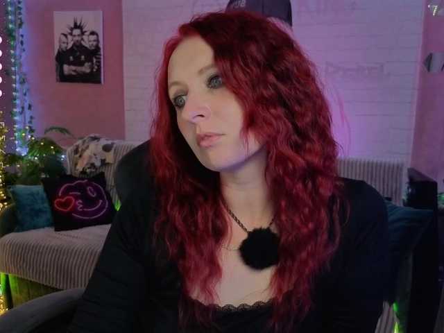 AlEnKa3112 live webcam show