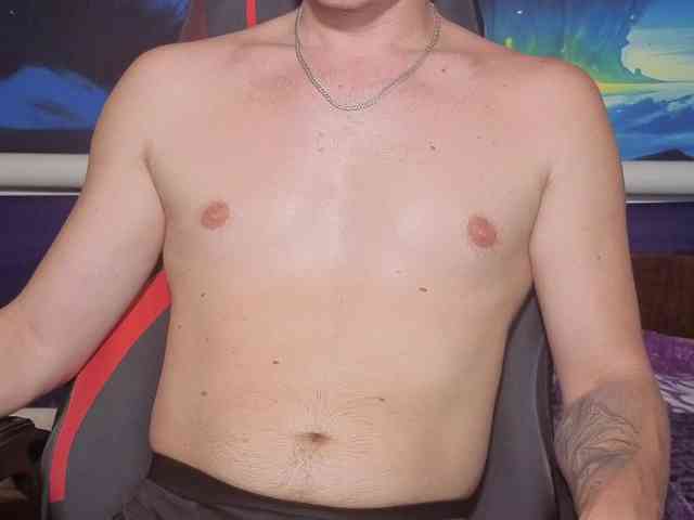 Dimetriusen Live Webcam on BongaCams