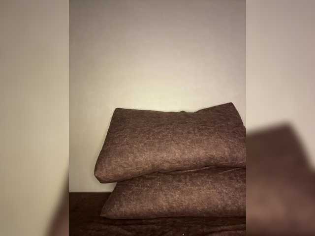 Uliae live cam on BongaCams